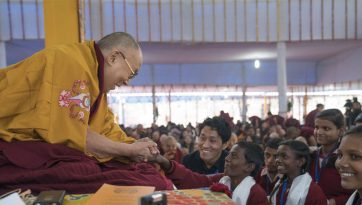 ཆོས་ཀྱི་འཁོར་ལོའི་མདོ་དང་སཱ་ལུའི་ལྗང་པའི་མདོའི་ཆོས་འབྲེལ་གནང་སྒོ་ལེགས་པར་གྲུབ་པ།