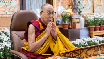 ཨུ་རུ་སུའི་ནང་པའི་རྗེས་འཇུག་པ་རྣམས་ལ་མདོ་སྡེའི་རྒྱན་གྱི་གསུང་ཆོས་ལེགས་པར་གྲུབ་པ།