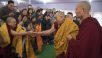གནས་མཆོག་རྡོར་གདན་དུ་འཇིགས་བྱེད་ལྷ་བཅུ་གསུམ་མའི་དབང་དང་། འཇིགས་བྱེད་དཔའ་བོ་གཅིག་པའི་བཀའ་དབང་དབུ་འཛུགས་ཀྱིས་བྱང་སེམས་ཀྱི་སྡོམ་པ་འབོག་ཆོག་དང་དབང་གི་སྟ་གོན་མཛད་སྐབས།