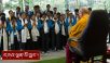 སིམ་ལ་དང་། དྷོ་ལན་ཇི་སཾ་བྷོ་ཊ་སློབ་གྲྭ་གཉིས་ཀྱི་སློབ་མ་སོགས་ལ་མཇལ་ཁ།